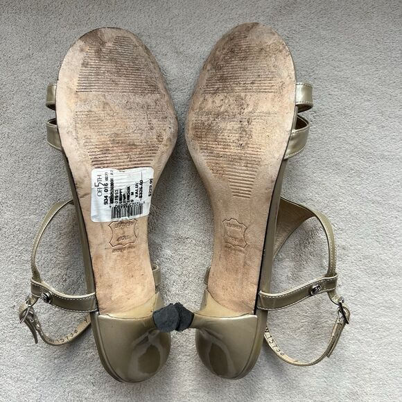 Stuart Weitzman Beige Patent Leather T-Strap Heeled Sandal Women 9 M Neutral - Picture 14 of 16
